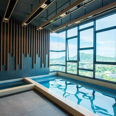 Akira Hotel Си Рача Екстериор снимка