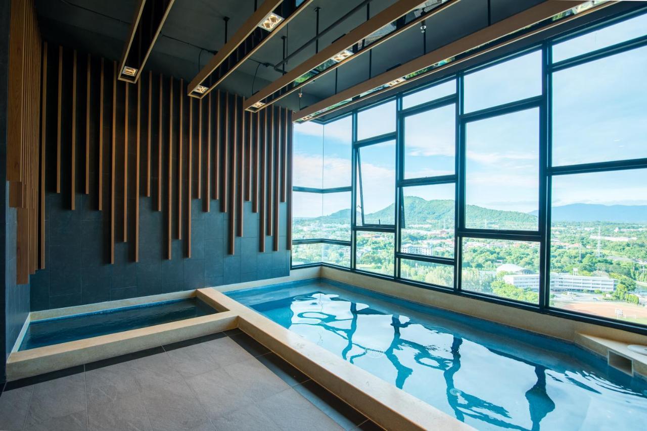 Akira Hotel Си Рача Екстериор снимка